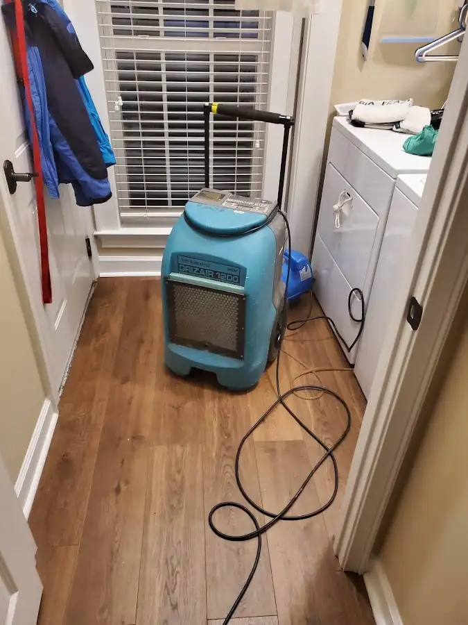 Commercial dehumidifier deployed for Flood Damage Cleanup in Ridgefield